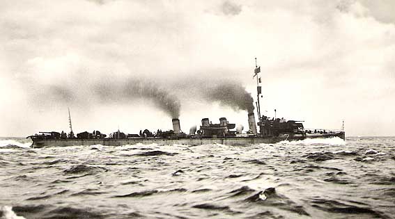 huginb.jpg (24523 bytes)